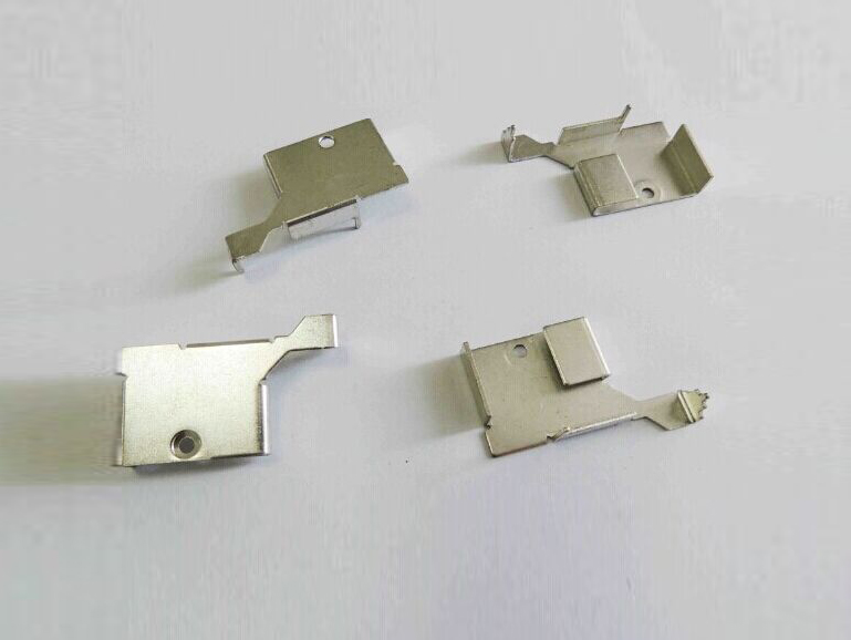 五金冲压加工-铁散热片