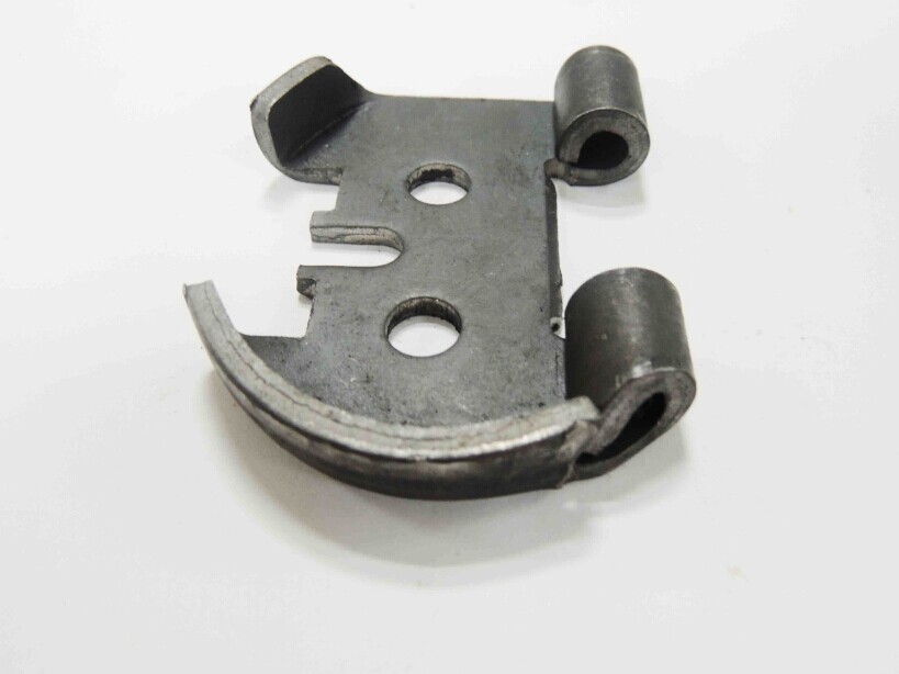 五金冲压加工-汽车轮轴配件