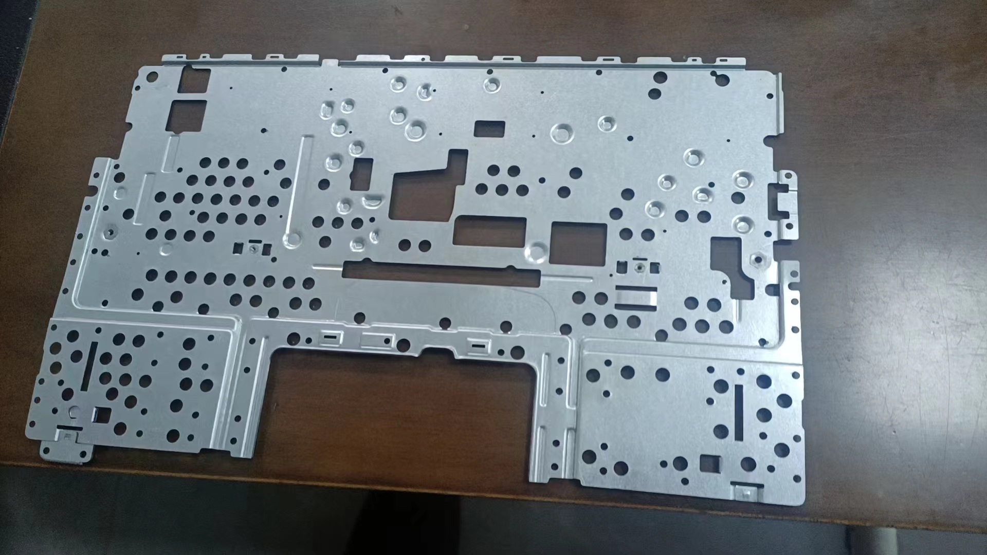 如何选择一家五金冲压加工厂家