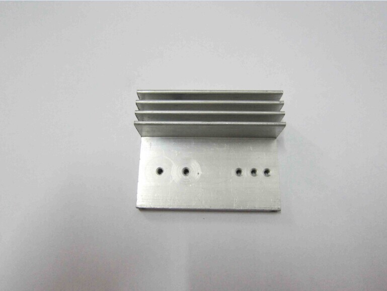 如何选择靠谱的精密五金件加工厂家？